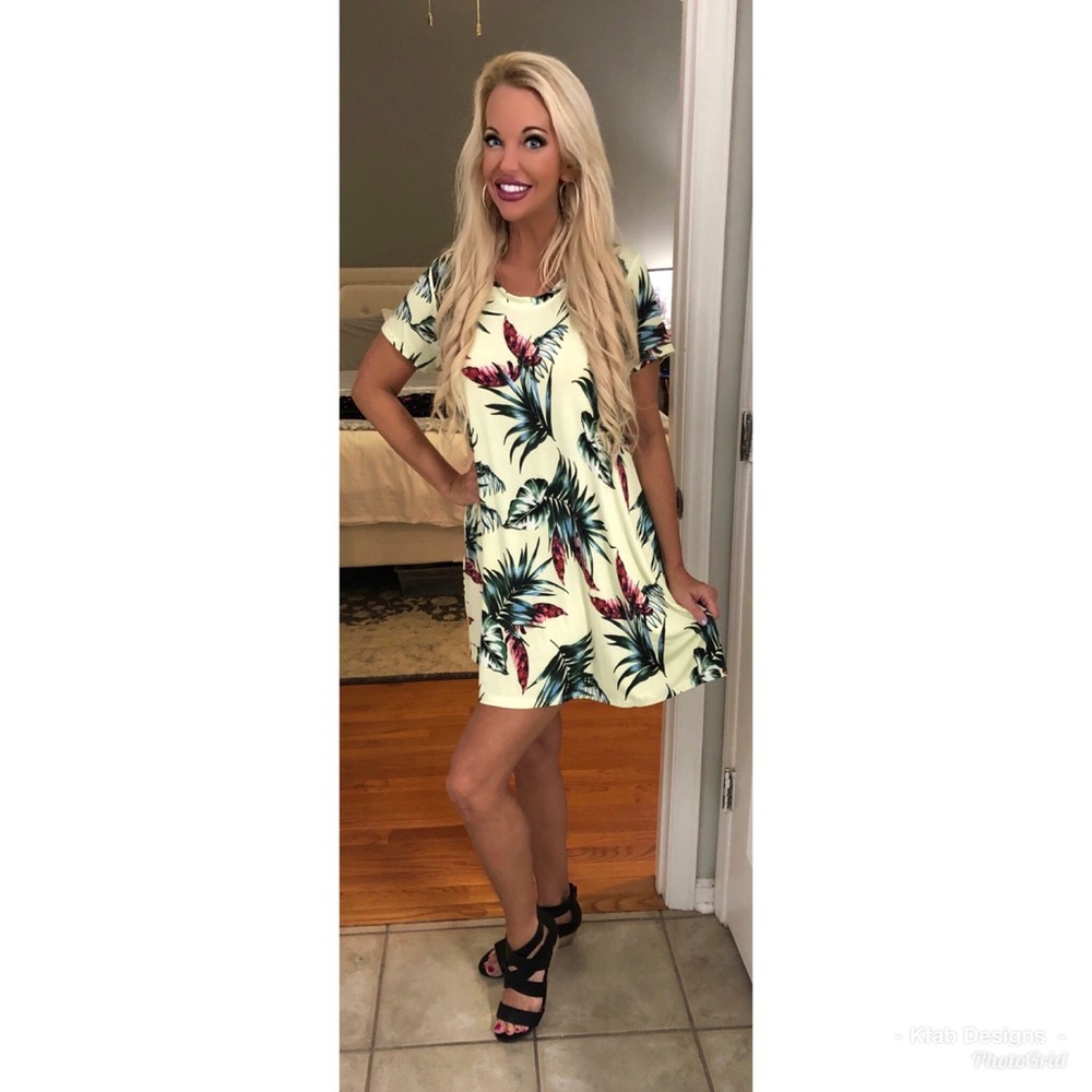 🛍LAST 1! Lime Palm Leaves Swing Pocket Dress! - Picture 5 of 5